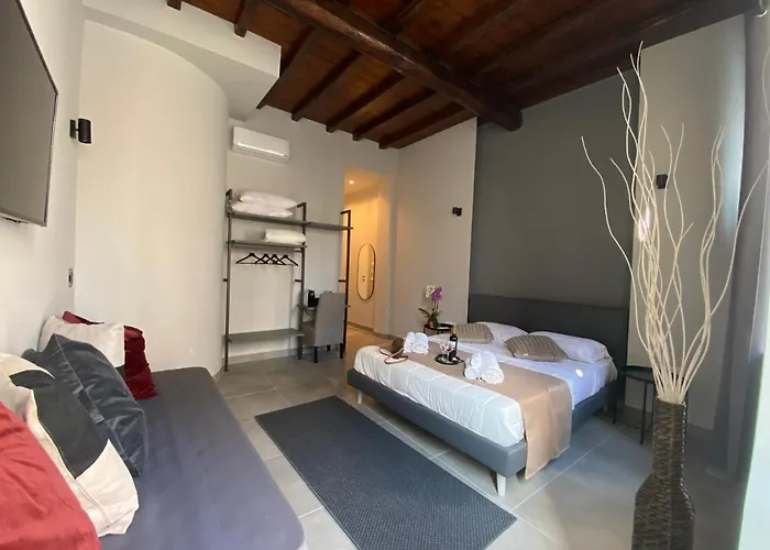 Soha Piazza Di Spagna Boutique בית הארחה 4*