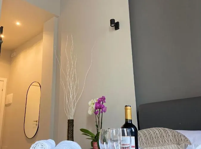 Гостевой дом Soha Piazza Di Spagna Boutique Рим