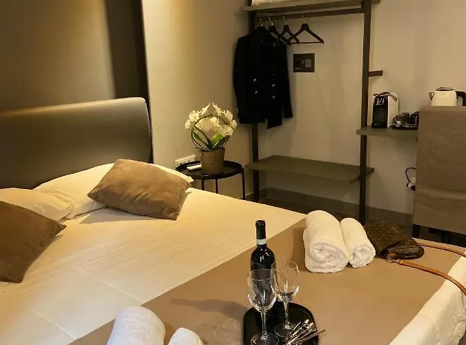 Гостевой дом Soha Piazza Di Spagna Boutique Рим