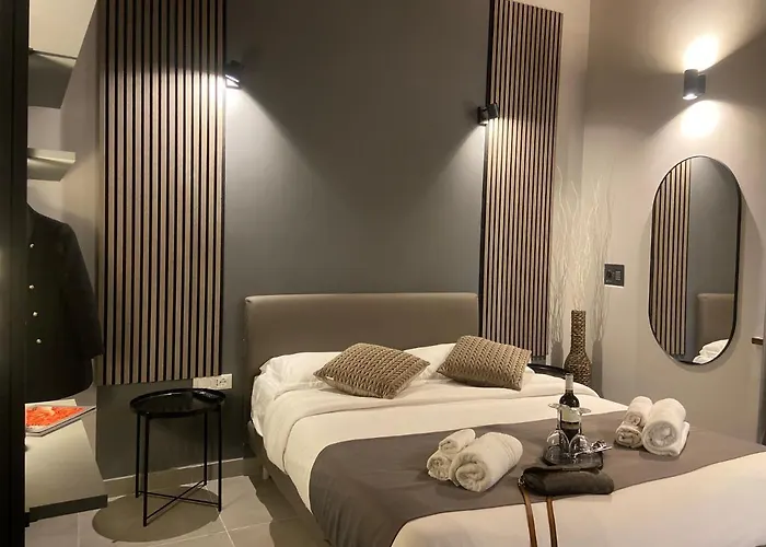 בית הארחה Soha Piazza Di Spagna Boutique רומא