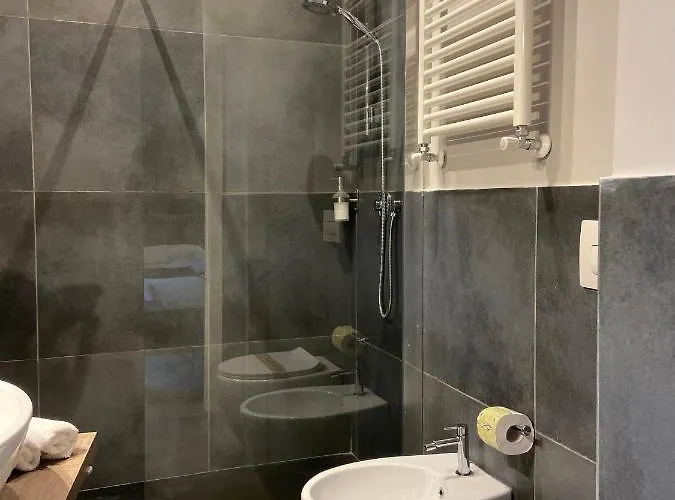 Soha Piazza Di Spagna Boutique 4* Рим