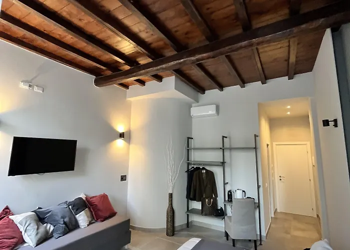 בית הארחה Soha Piazza Di Spagna Boutique 4*